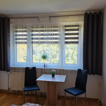 Monteurwohnung Nordost Lägenhet