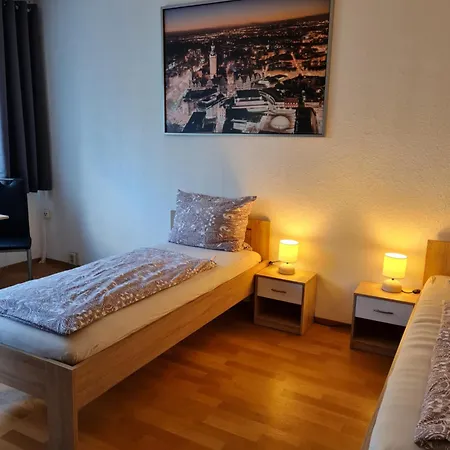 Monteurwohnung Nordost شقة *